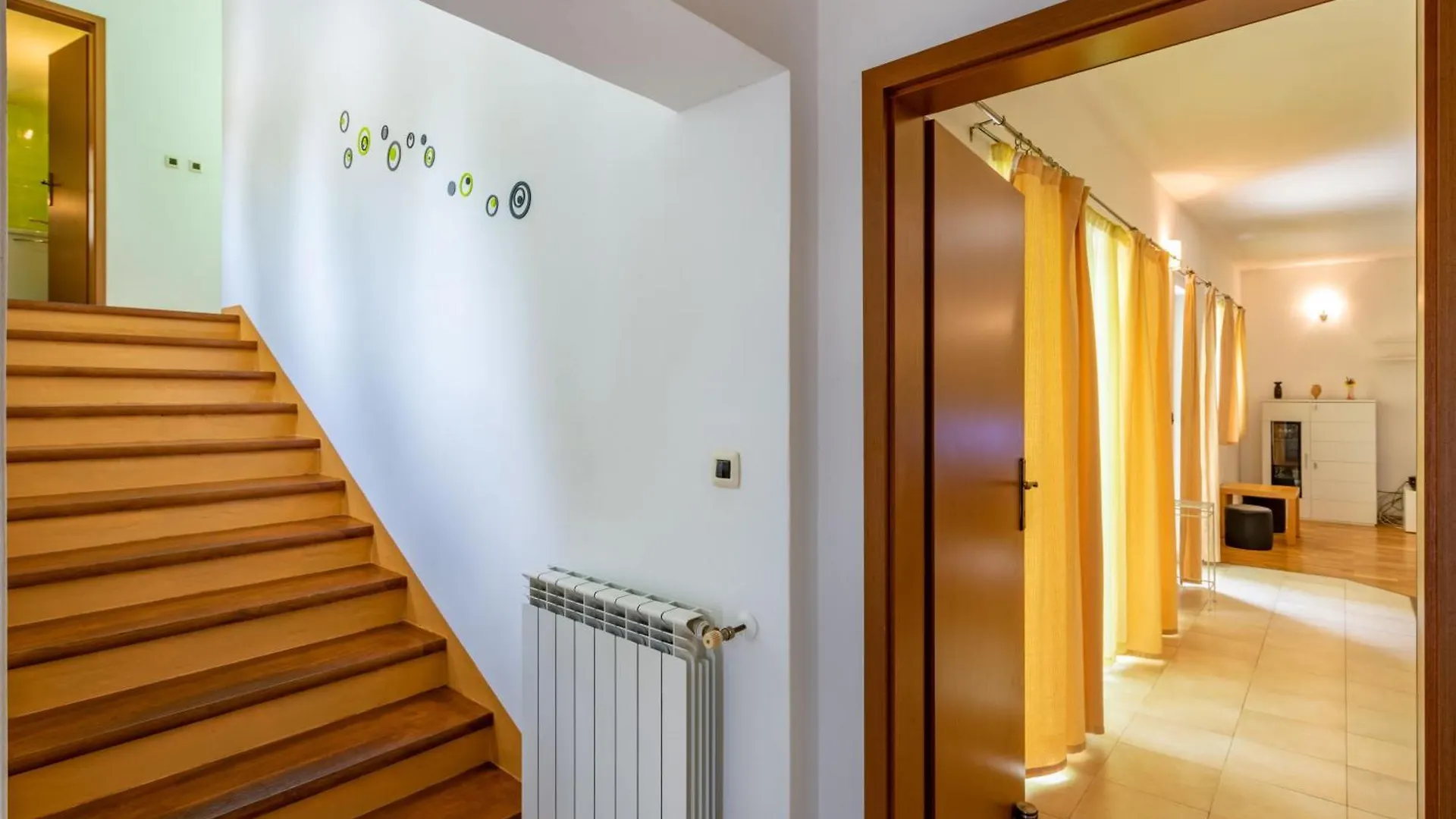 Дом отдыха Villa Kika, A New, Modern And Romantic Villa With A Pool Krapan